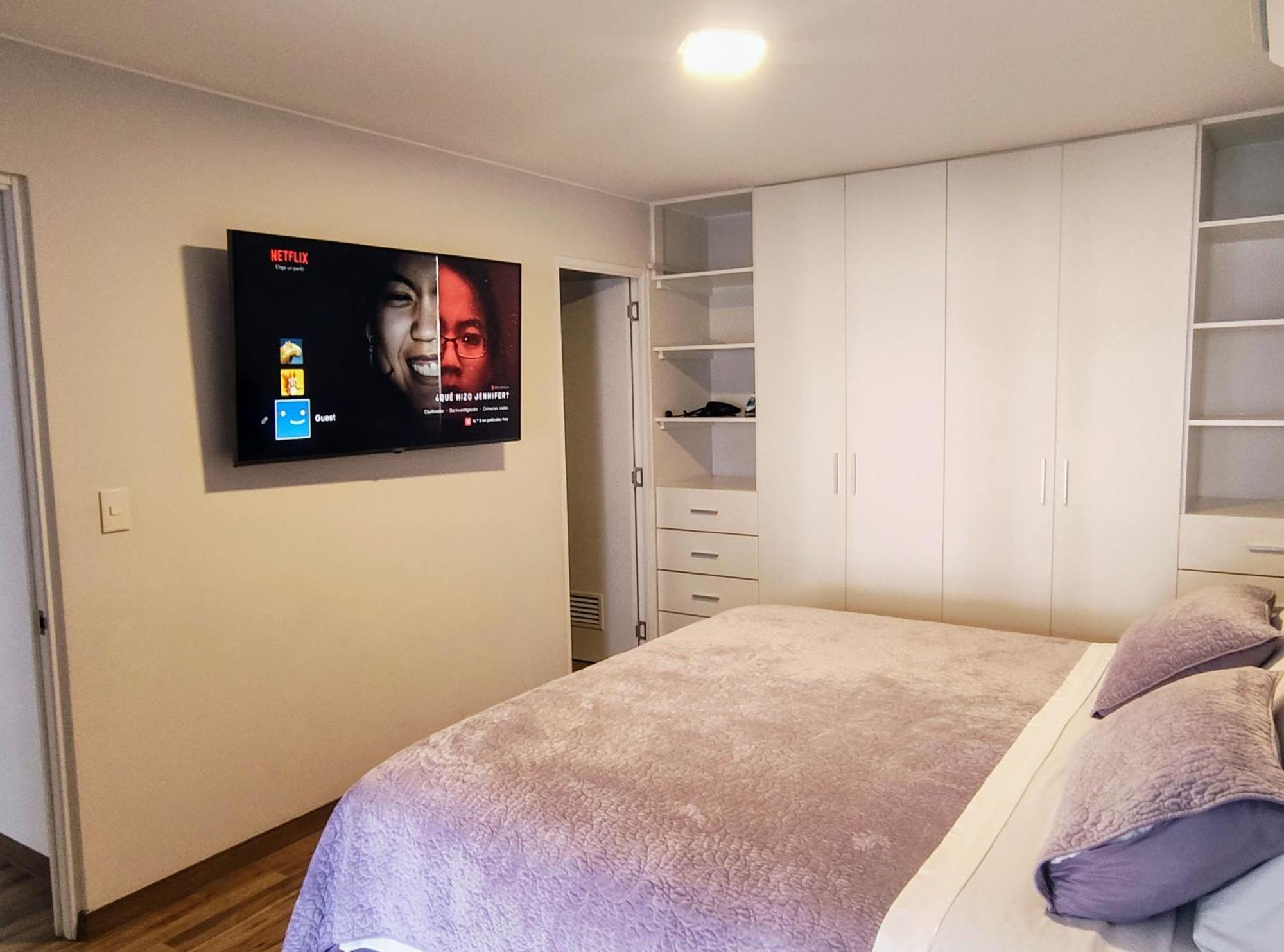 En Miraflores Con Ac Apartment Lima